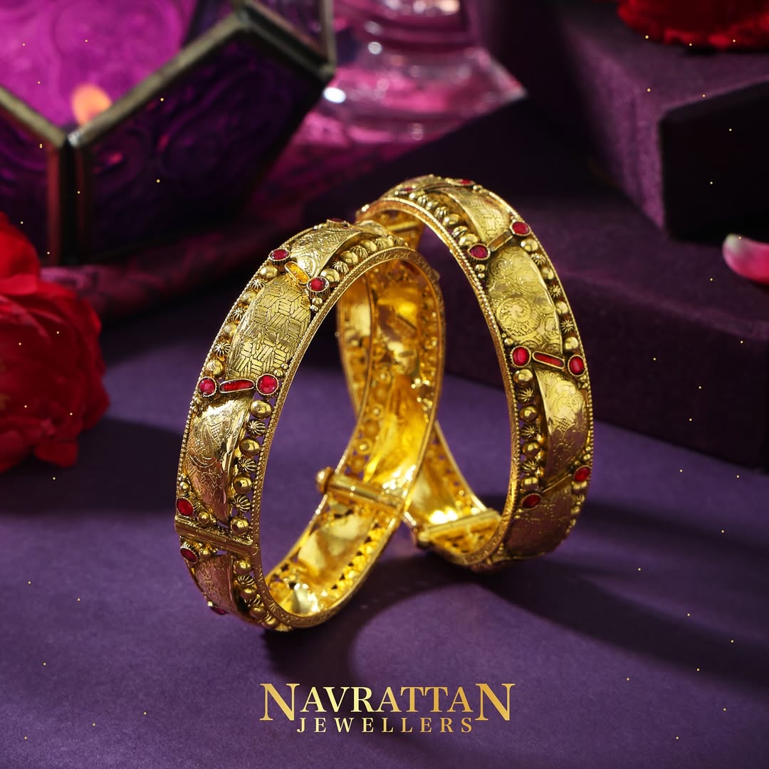 Traditional Gold Kadas (Pair)